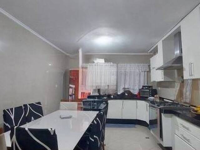 Casa para Venda em Santo André - 2