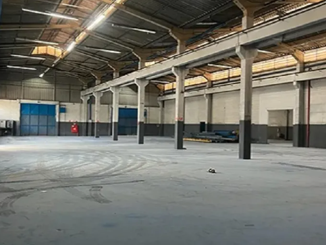 Galpão para Venda em Santo André - 5