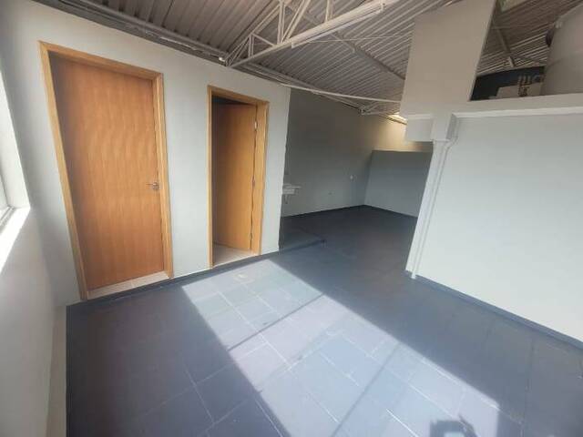 Venda em conjunto habitacional teotonio vilela - São Paulo