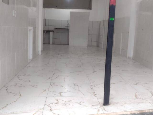 Salão Comercial para Venda em Santo André - 2