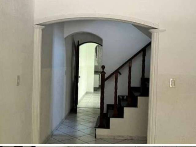 Sobrado para Venda em Santo André - 4