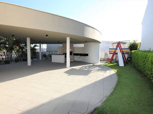 Sobrado para Venda em Sorocaba - 4
