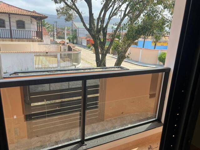 Sobrado para Venda em Itanhaém - 4