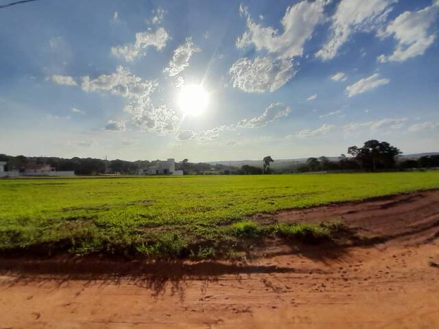 #TR0035 - Terreno para  em Pardinho - SP - 2