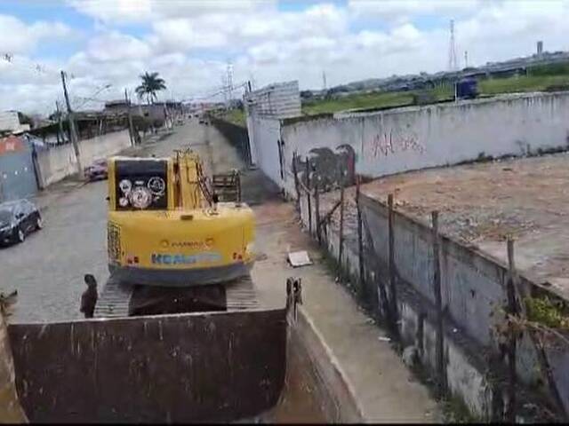 #TR0052 - Terreno para Venda em Suzano - SP - 2