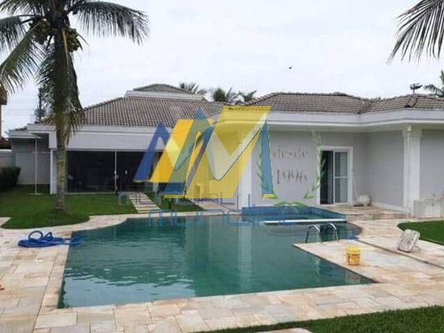 Casa para Venda em Guarujá - 4