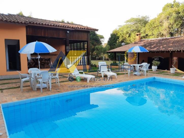 Chácara, 4 quartos, 1300 m² - Foto 1