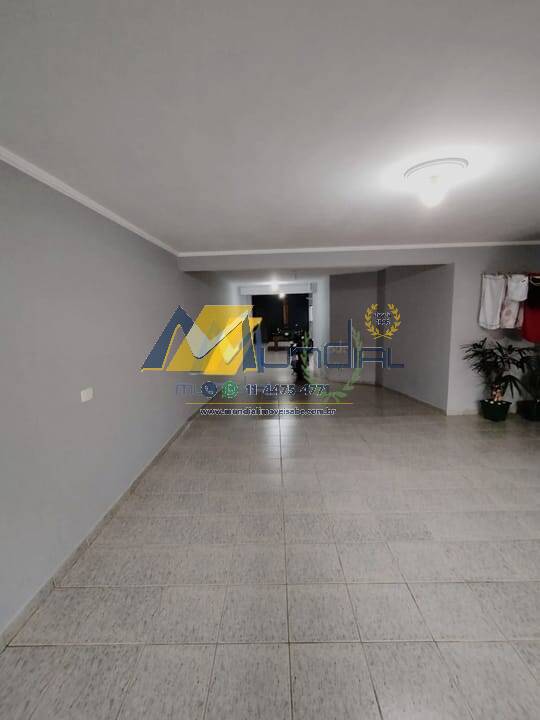 Casa, 3 quartos, 210 m² - Foto 3