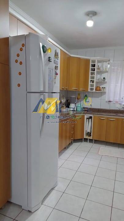 Casa, 3 quartos, 261 m² - Foto 25