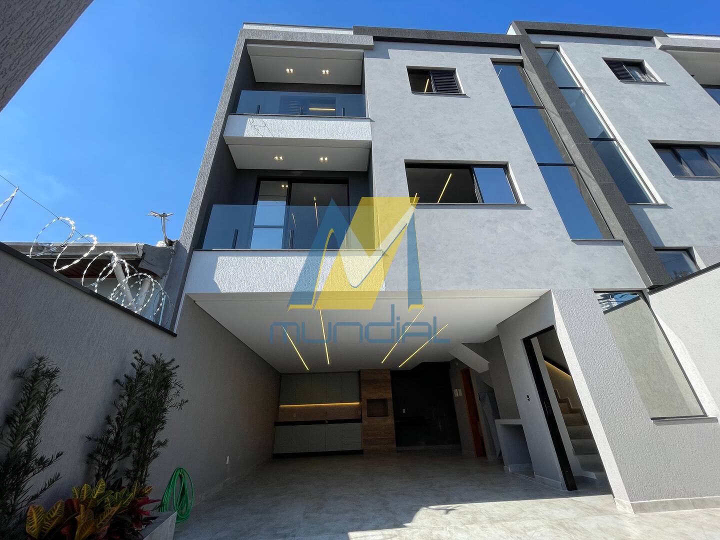 Casa, 3 quartos, 156 m² - Foto 1