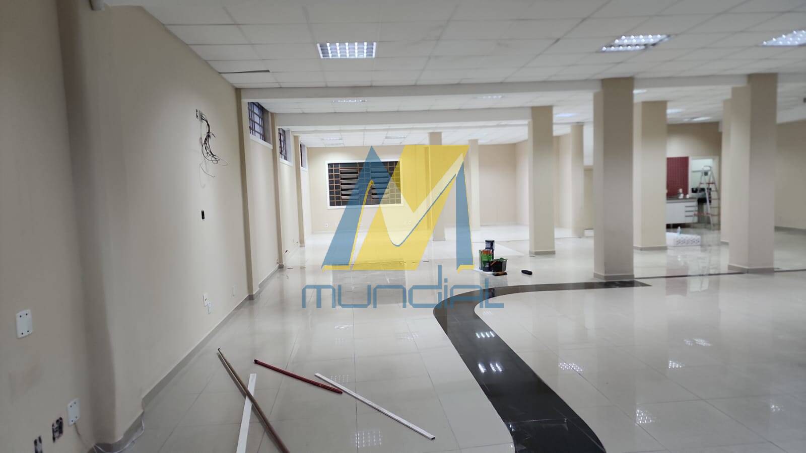 Sala-Conjunto, 258 m² - Foto 1