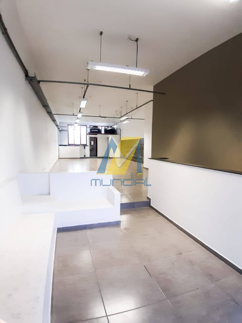 Loja-Salão, 140 m² - Foto 1