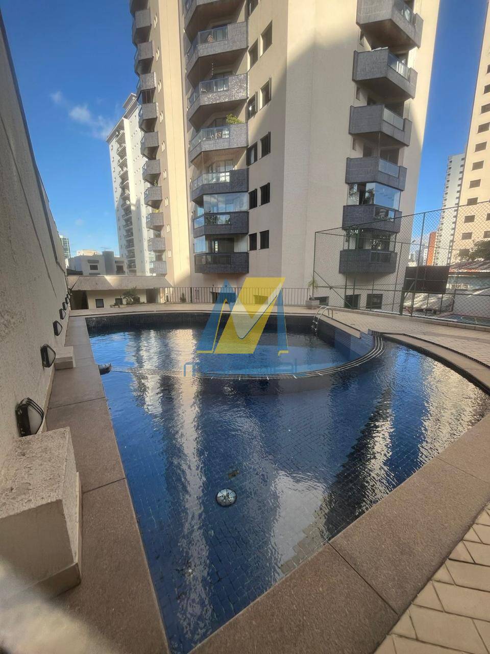Apartamento, 3 quartos, 207 m² - Foto 1