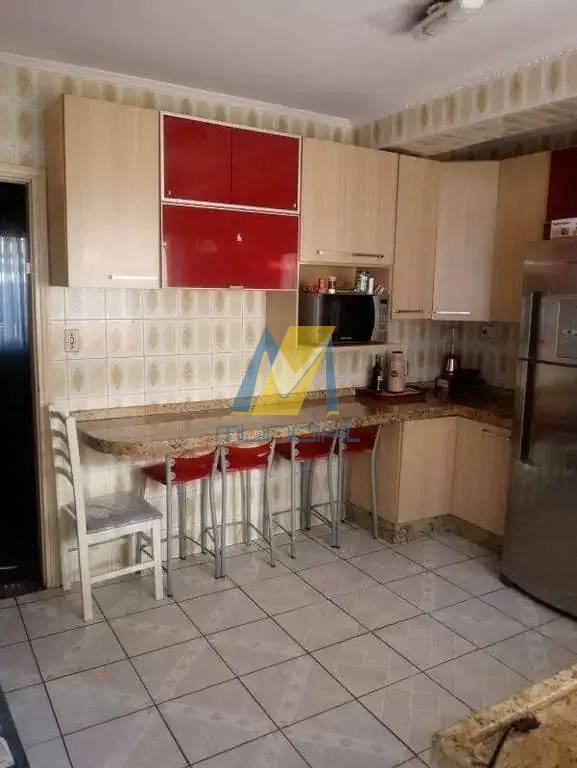 Sobrado, 3 quartos, 182 m² - Foto 4