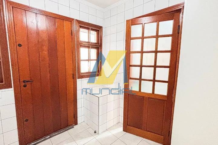 Casa, 4 quartos, 339 m² - Foto 6