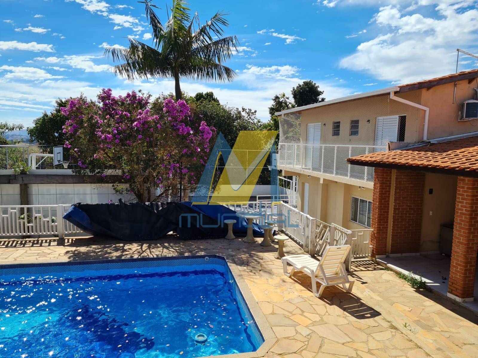 Sítio, 3 quartos, 2000 m² - Foto 1