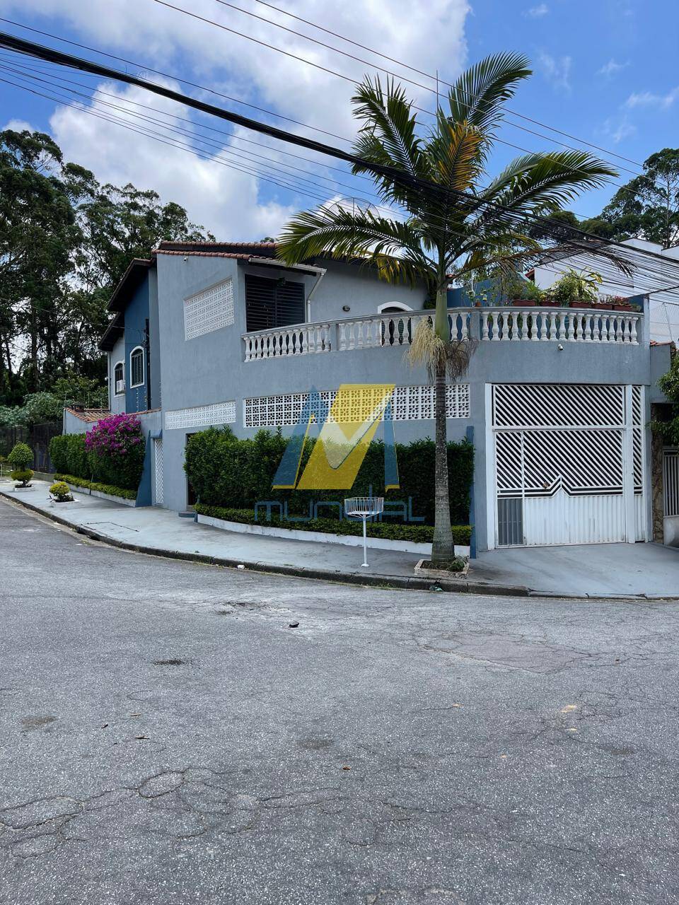 Sobrado, 4 quartos, 215 m² - Foto 1