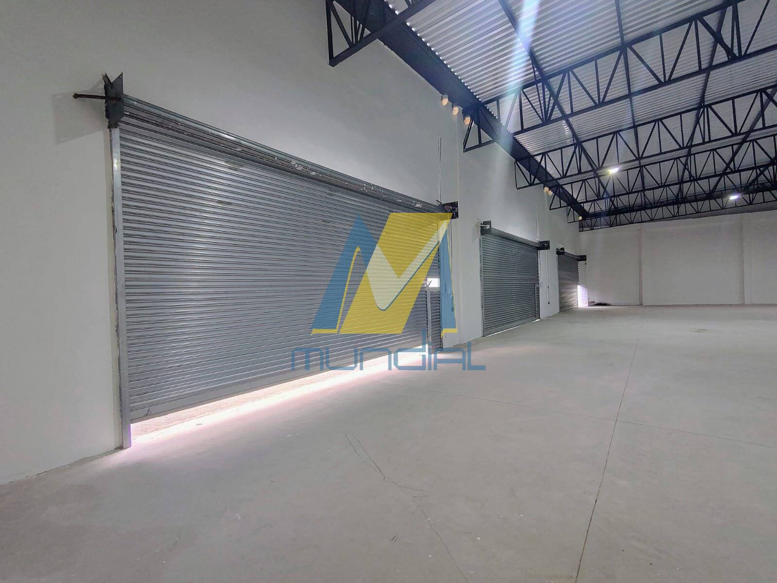 Depósito-Galpão, 198 m² - Foto 2