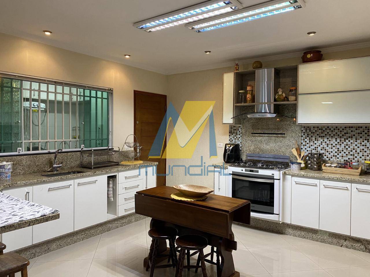 Sobrado, 3 quartos, 188 m² - Foto 8