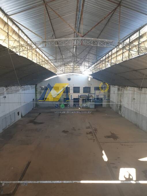 Depósito-Galpão, 1075 m² - Foto 2