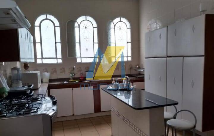 Sobrado, 5 quartos, 328 m² - Foto 8