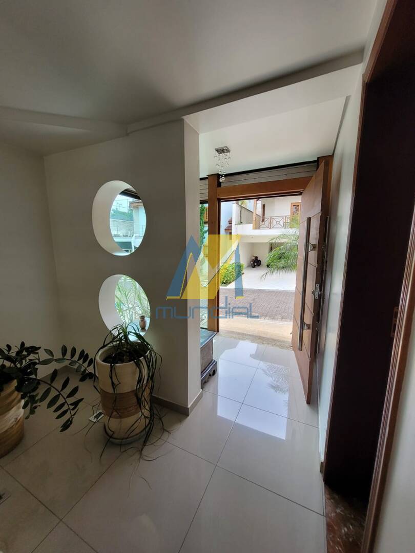 Sobrado, 4 quartos, 400 m² - Foto 2