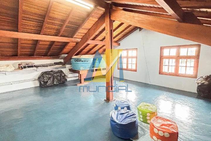 Casa, 4 quartos, 339 m² - Foto 35