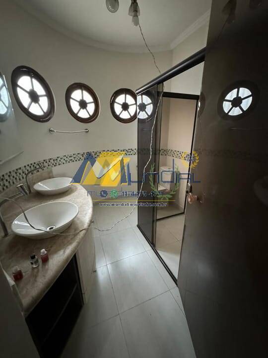 Casa, 4 quartos, 264 m² - Foto 32