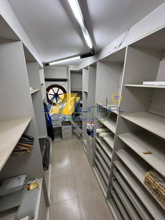 Casa, 4 quartos, 264 m² - Foto 33