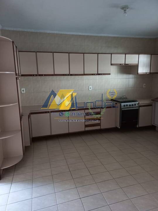 Casa, 3 quartos, 240 m² - Foto 14